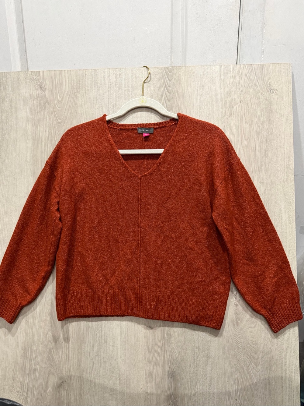 Vince Camuto Rust Burnt Orange Cozy V-Neck Center Seam Oversized Knit Sweater XS